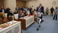 Meclisteki Robot Üye: Duygusal Anlar Yaşandı!