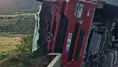 Amasya'da Korkutan Kaza! Tır Yan Yattı, Ortalık Savaş Alanına Döndü