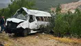 Minibüs Uçuruma Yuvarlandı: 17 Yaralı