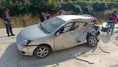 Kamyon ile Otomobil Çarpıştı: Biri Çocuk 3 Yaralı