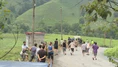 Mevsimlik çay işçileri arasında Sıra Kavgası