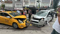 Kafa Kafaya Çarpıştılar! 2 Sürücü Hastaneye Kaldırıldı