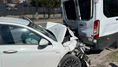 Otomobil Minibüse Arkadan Çarptı: 4 Yaralı