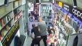 Maket bıçağıyla telefoncuya giren şahıs etkisiz hale getirildi