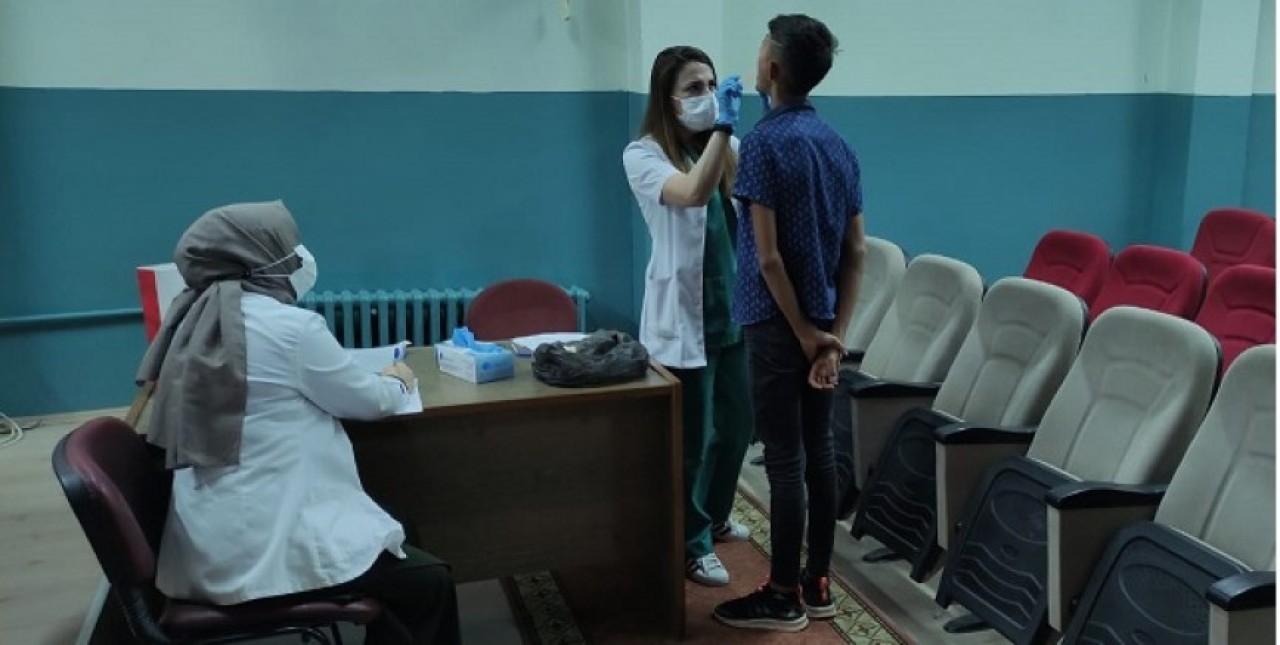 1019 ÖĞRENCİYE DİŞ TARAMASI YAPILDI