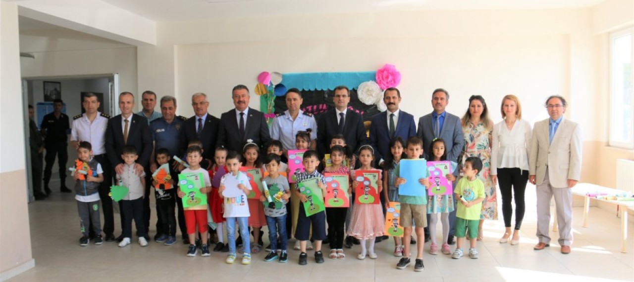 13 BİN ÖĞRENCİNİN KARNE SEVİNCİ