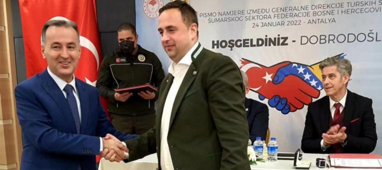 2 ÜLKE ARASINDA KARDEŞLİK ANLAŞMASI İMZALANDI