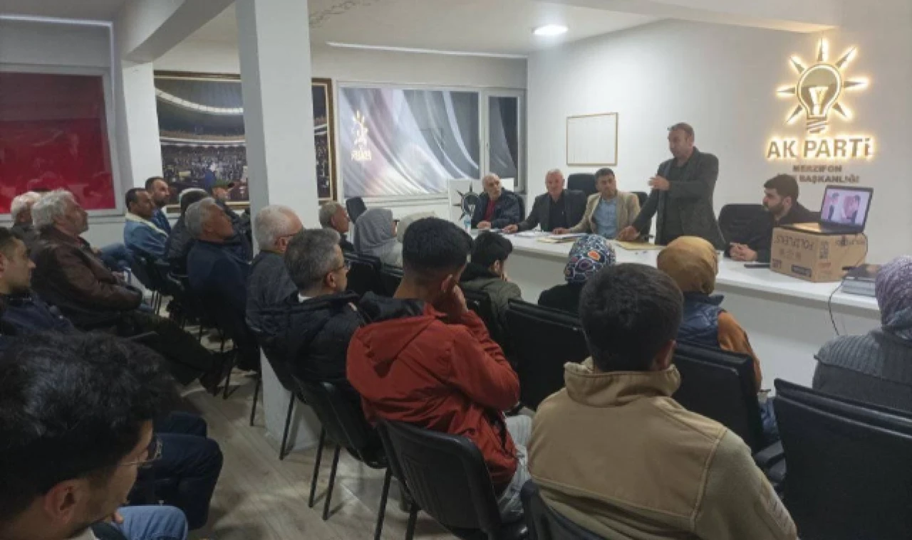 Ak Parti, Sandık Görevlileri İçin 3 Gün Süren Eğitim Programı Düzenledi
