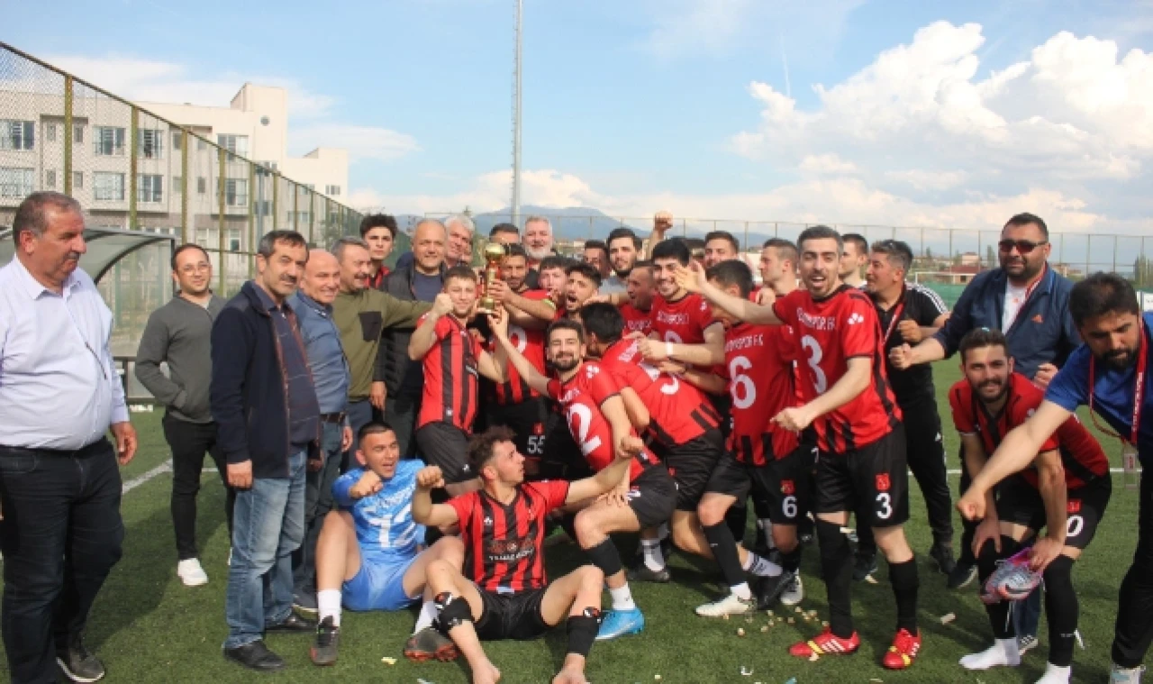 AMATÖR KÜMEDE ŞAMPİYONUN ADI SULUOVASPOR 2021 FK.