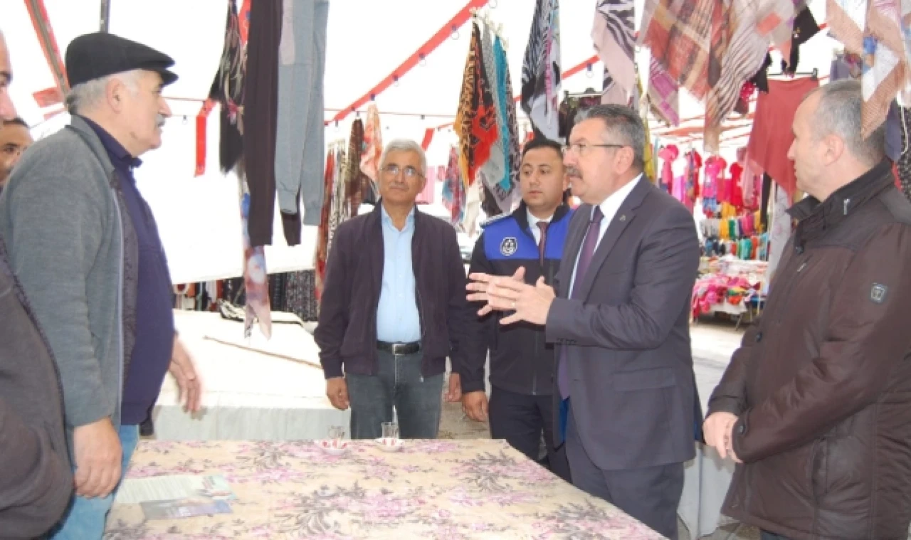BAŞKAN KARGI ESNAFIN DERDİNİ DİNLEDİ ÇÖZÜM İÇİN TALİMAT VERDİ