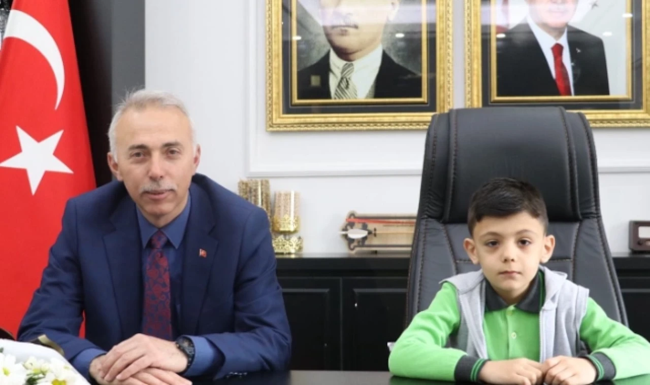 Başkanlık Makamını Devretti