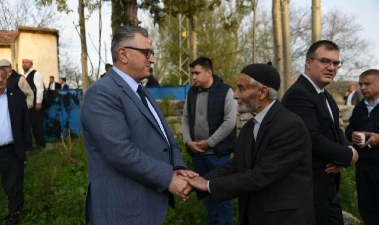 ÇİLEZ’DEN KÖYLERE ÇIKARMA