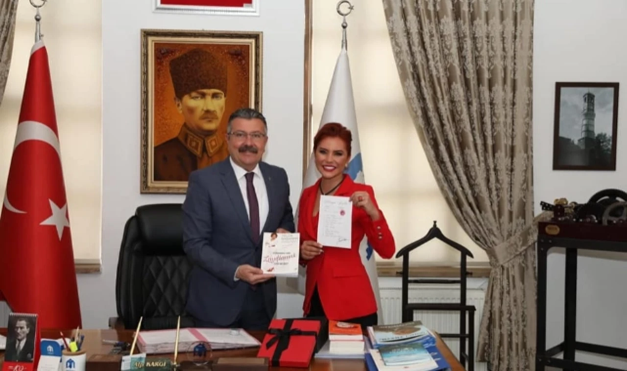 FUAR ÖNCESİ BELEDİYE’Yİ ZİYARET ETTİ