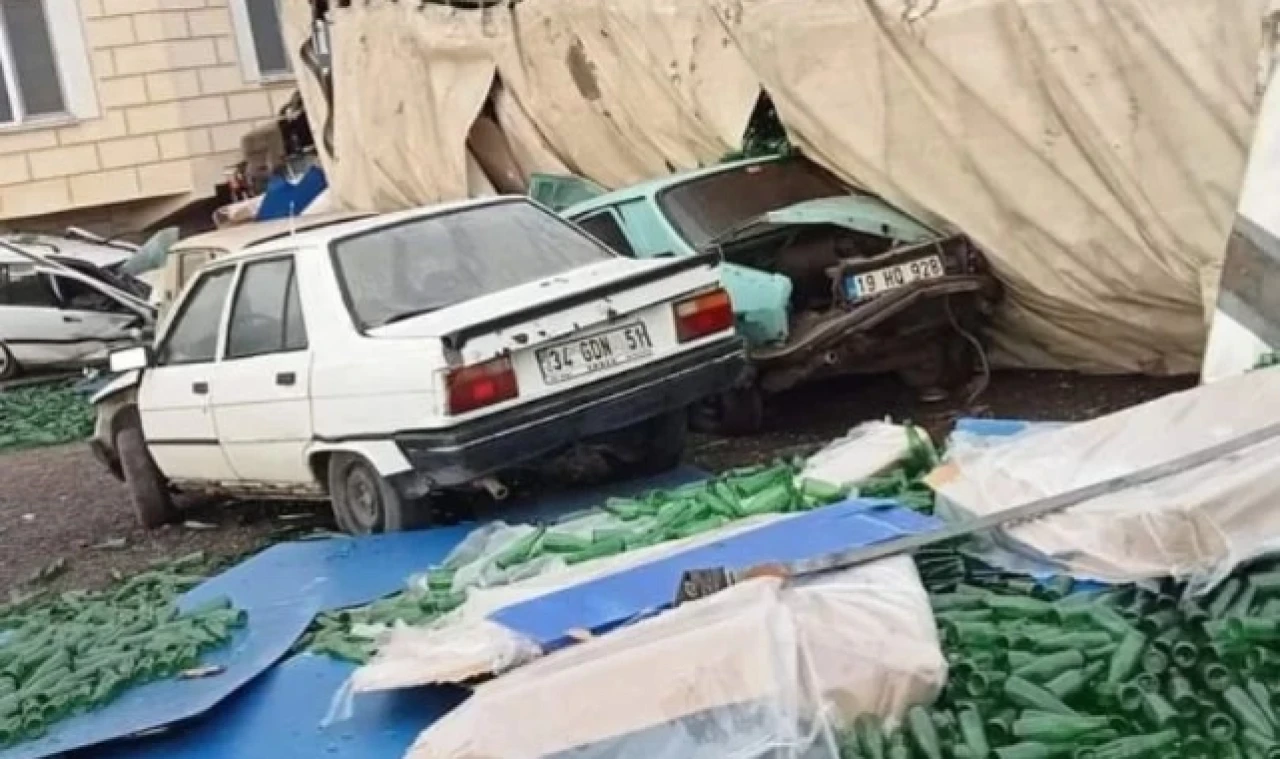 GÜMÜŞHACIKÖY SANAYİ KAVŞAĞINDA KAZA