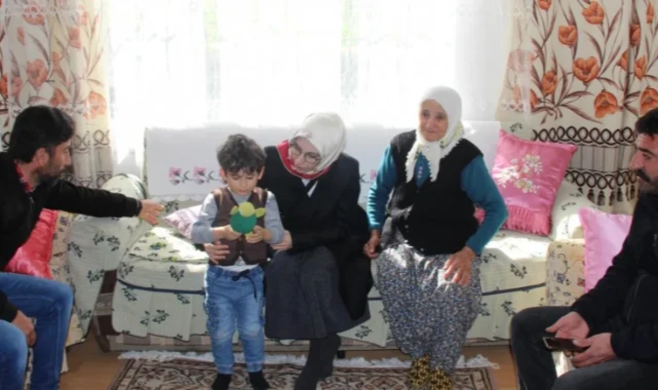 İHTİYAÇ VE TALEPLERİ DİNLEDİ