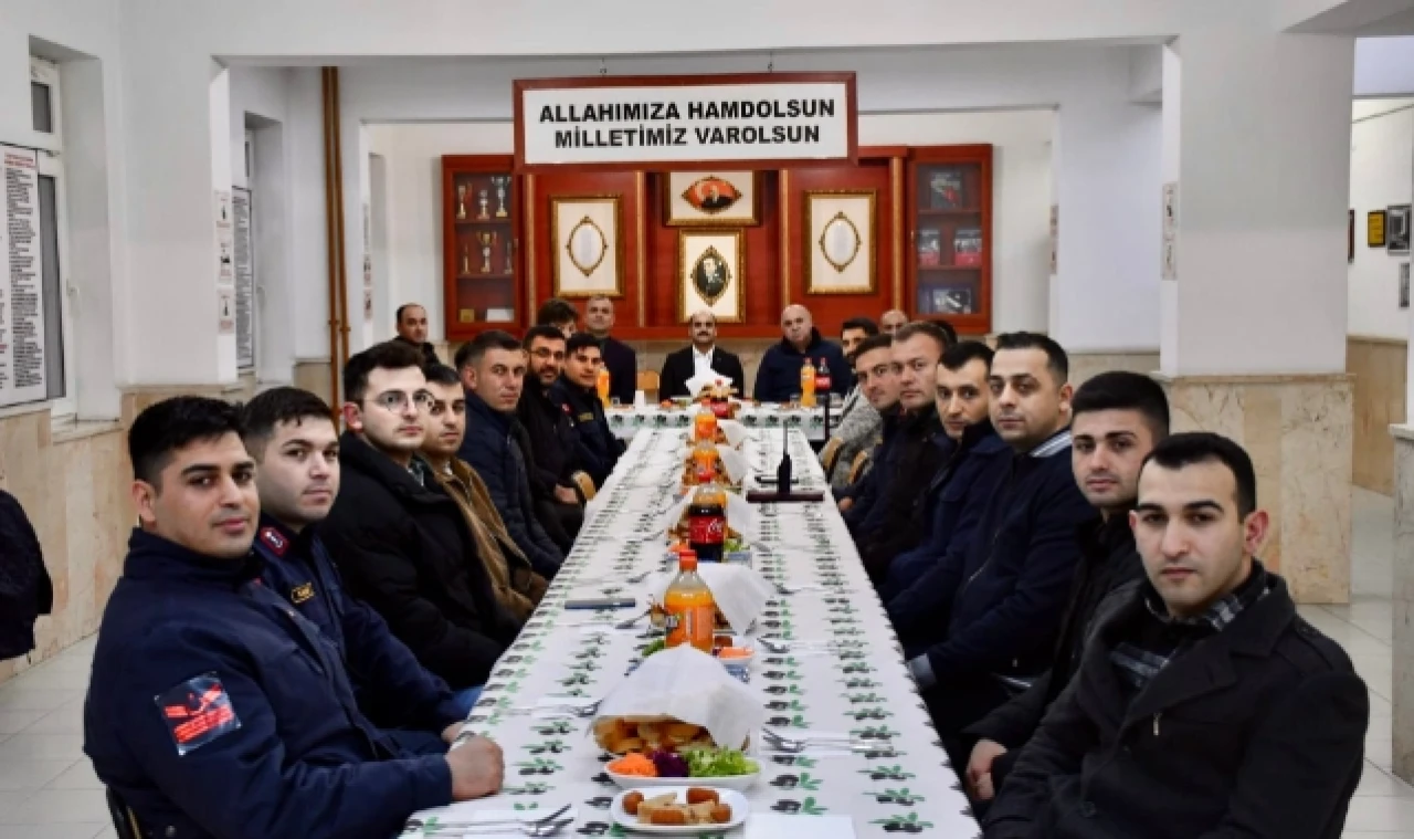 İLÇE JANDARMA KOMUTANLIĞI İFTAR PROGRAMI DÜZENLEDİ