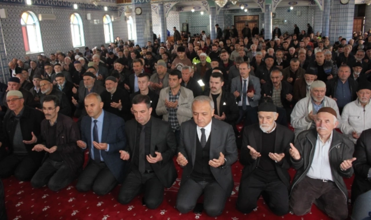 SULUOVA’DA, ŞEHİT POLİSLER İÇİN MEVLİT OKUTULDU