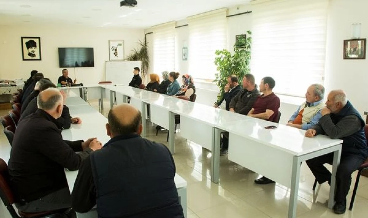 SÜT EVİ PERSONELLERİ TOPLANDI