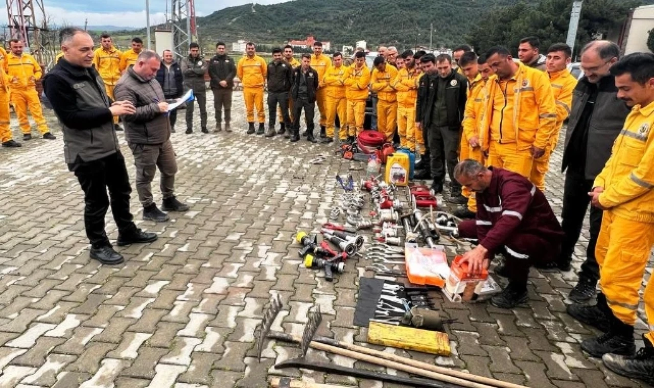 TEKNİK ELEMAN VE İŞÇİLERE YANGIN EĞİTİMİ VERİLDİ