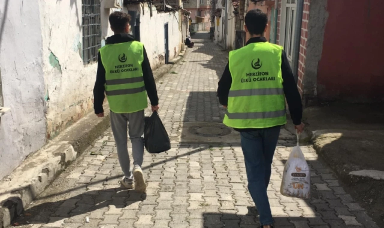 ÜLKÜ OCAKLARI YARDIMLARA DEVAM EDİYOR