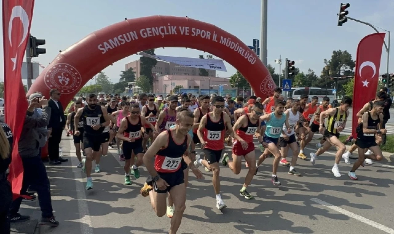 19 Mayıs Yarı Maratonu Sona Erdi