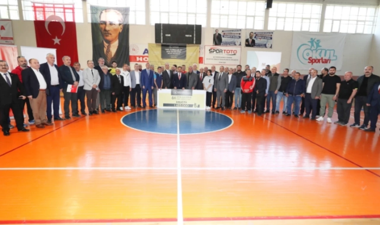 Bakanlıktan Amasya'da 61 Amatör Spor Kulübüne 1.425.000 TL'lik Nakdi Yardım