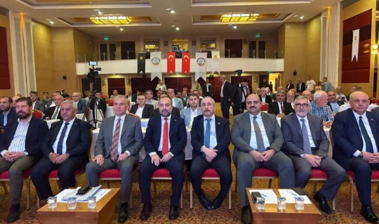 BAŞKAN ÇELİK, BALIKESİR’DE TOPLANTIYA KATILDI