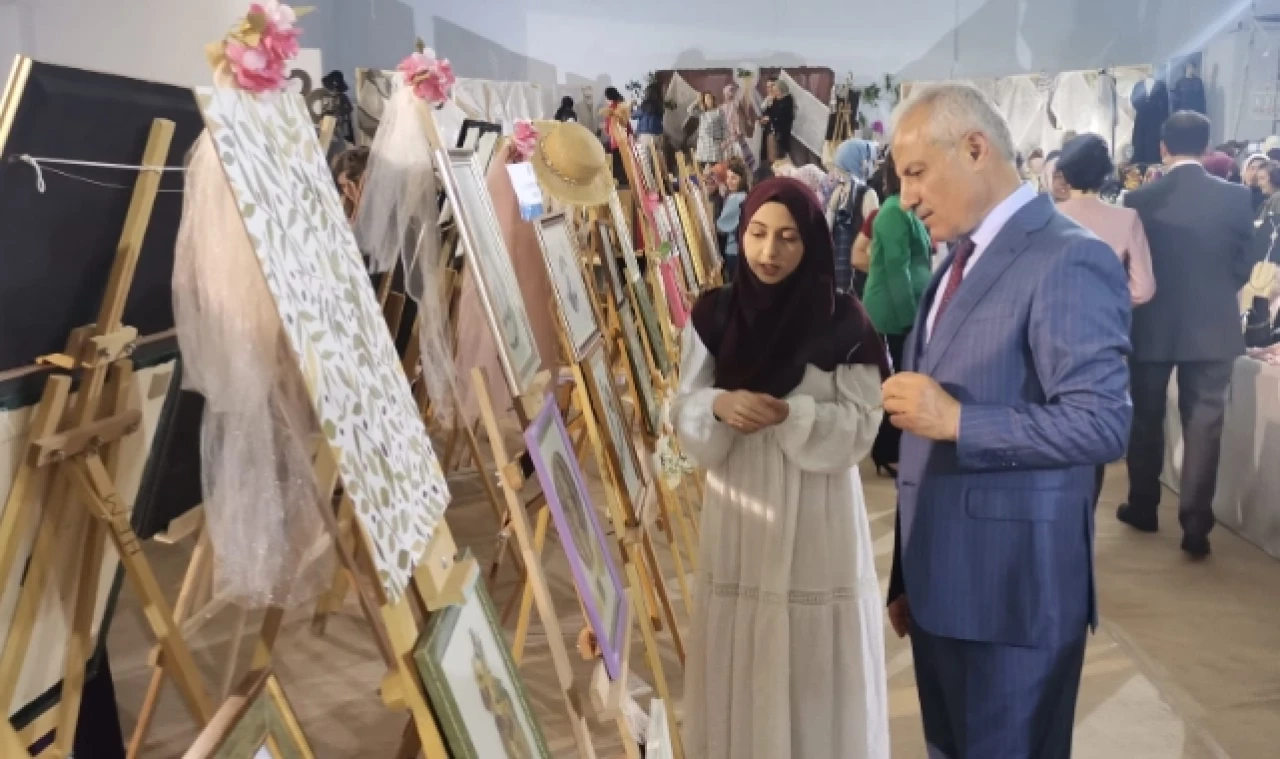 “BİLİM DÖNEMİNE, SANAT HER DÖNEME AİTTİR”