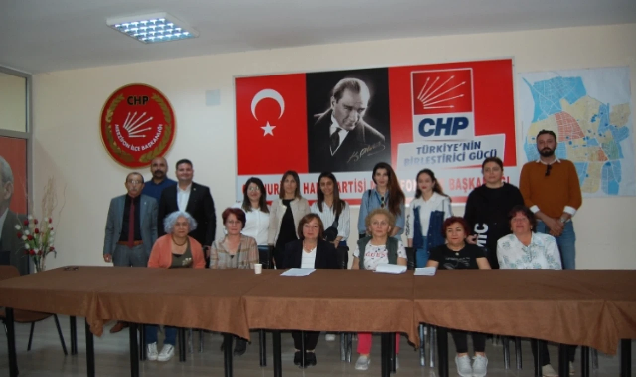 CHP KADIN KOLLARI BAŞKANLIĞI BASIN AÇIKLAMASI YAPTI