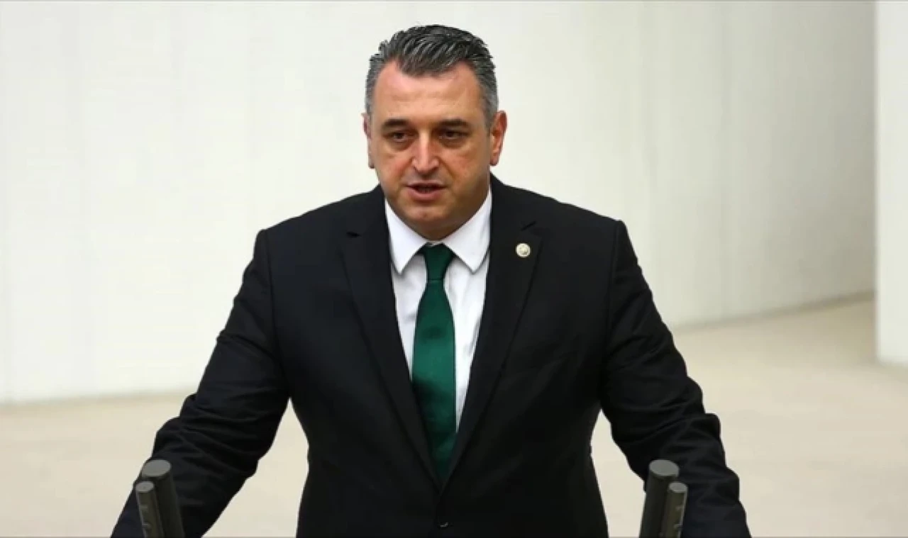 ÇİLEZ "BİZE İKİ ZAFER BİRDEN YAŞATAN RABBİME HAMD OLSUN"