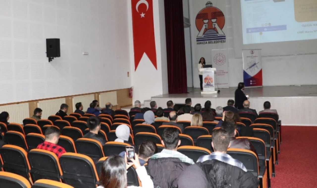 HAVZA'DA "ORTA KARADENİZ ENGELLİ VE YAŞLI SEMPOZYUMU" DÜZENLENDİ