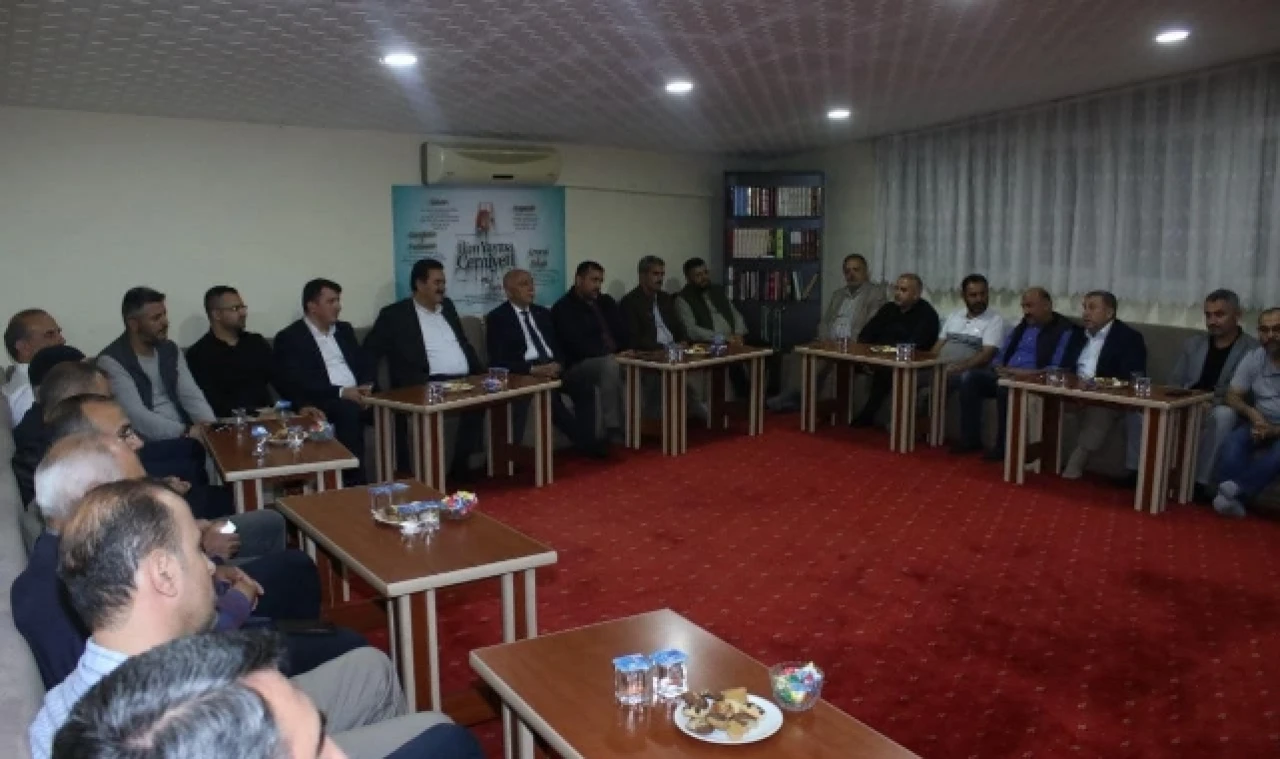 İPEK, PLATFORM ÜYELERİ İLE GÖRÜŞTÜ