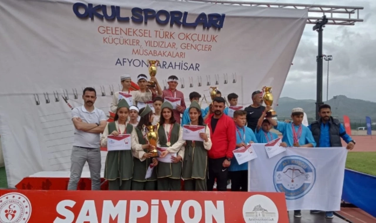 KÜÇÜK OKÇULARDAN BÜYÜK BAŞARI