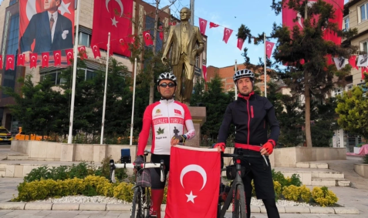 MERZİFON’DAN SAMSUN’A PEDAL ÇEVİRDİLER
