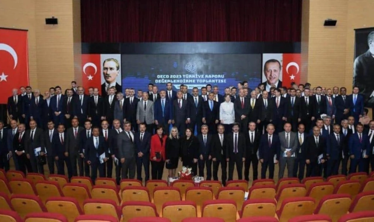 OECD 2023 TÜRKİYE RAPORU DEĞERLENDİRME TOPLANTISI YAPILDI