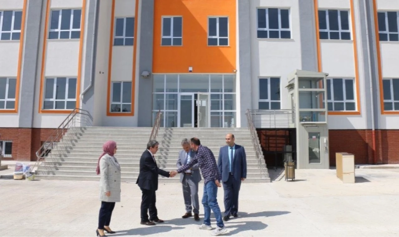 OKULLARDAKİ GÜÇLENDİRME ÇALIŞMALARINI İNCELEDİ