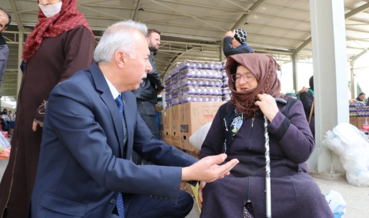 Öztürk'den 14 Mayıs Anneler Günü Mesajı