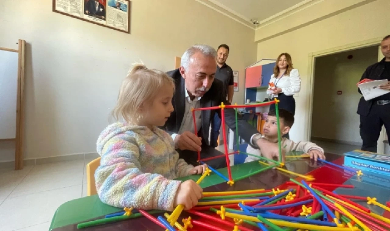 Öztürk, Rehabilitasyon Merkezini Ziyaret Etti