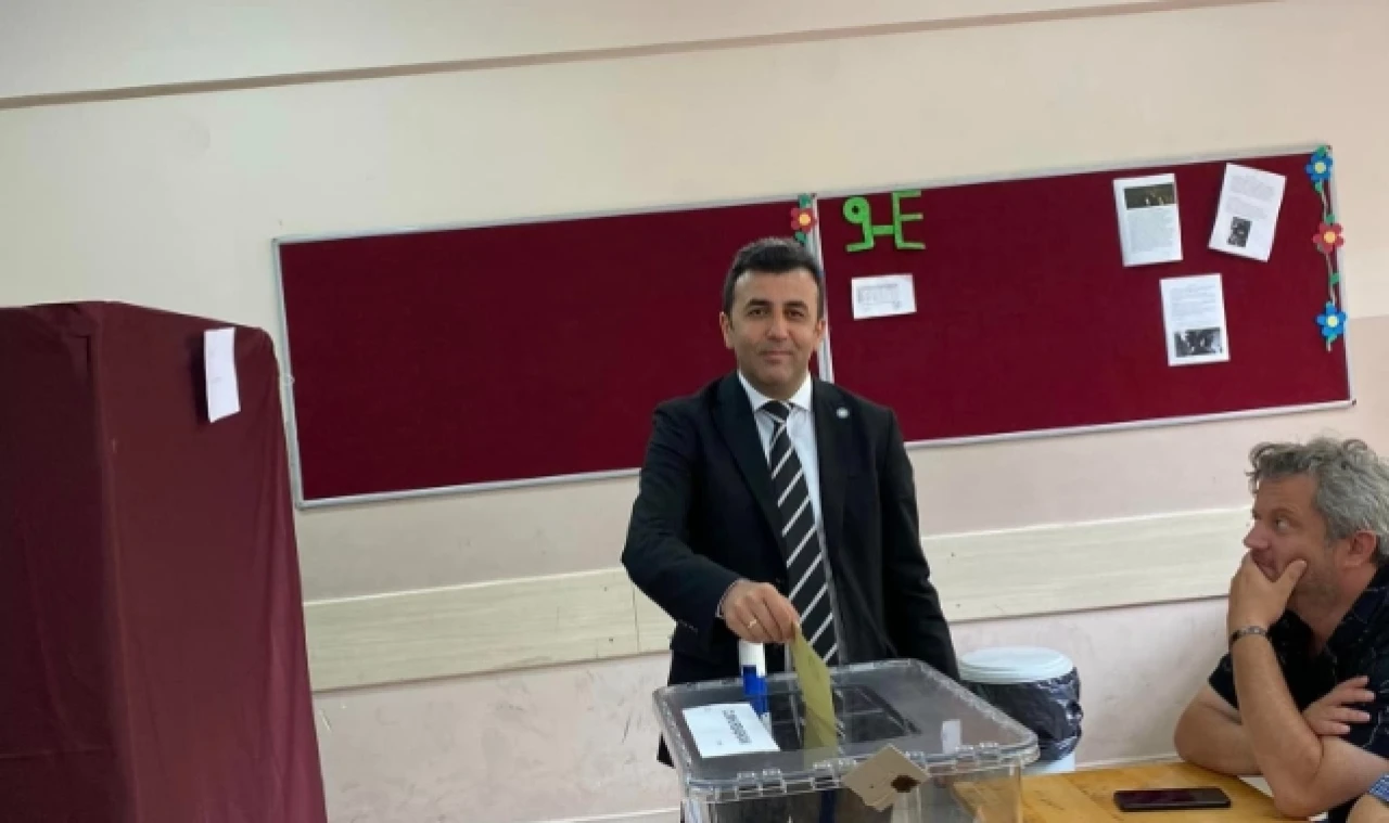 RABBİM HAKKIMIZDA HAYIRLISINI EYLESİN