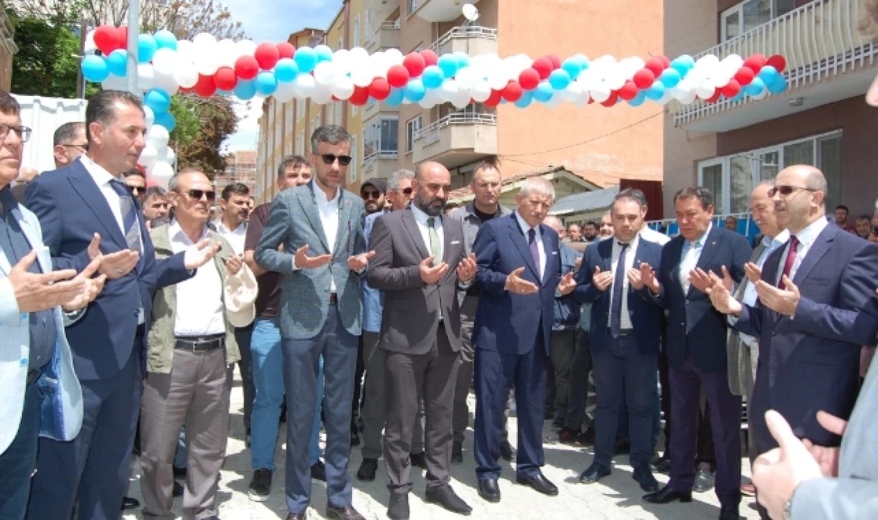 SEÇKİN AUTO’YA GÖRKEMLİ AÇILIŞ