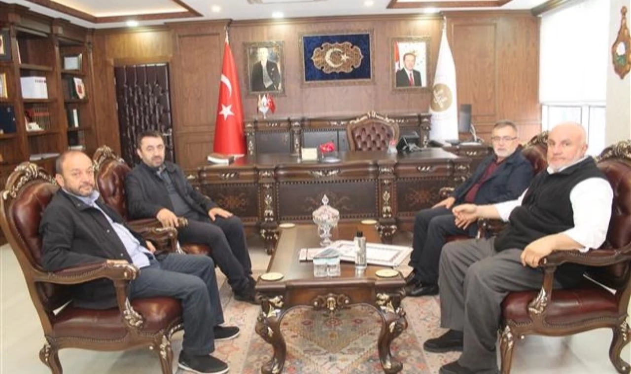 TDV Genel Müdürü, Ayvaz'ı Ziyaret Etti