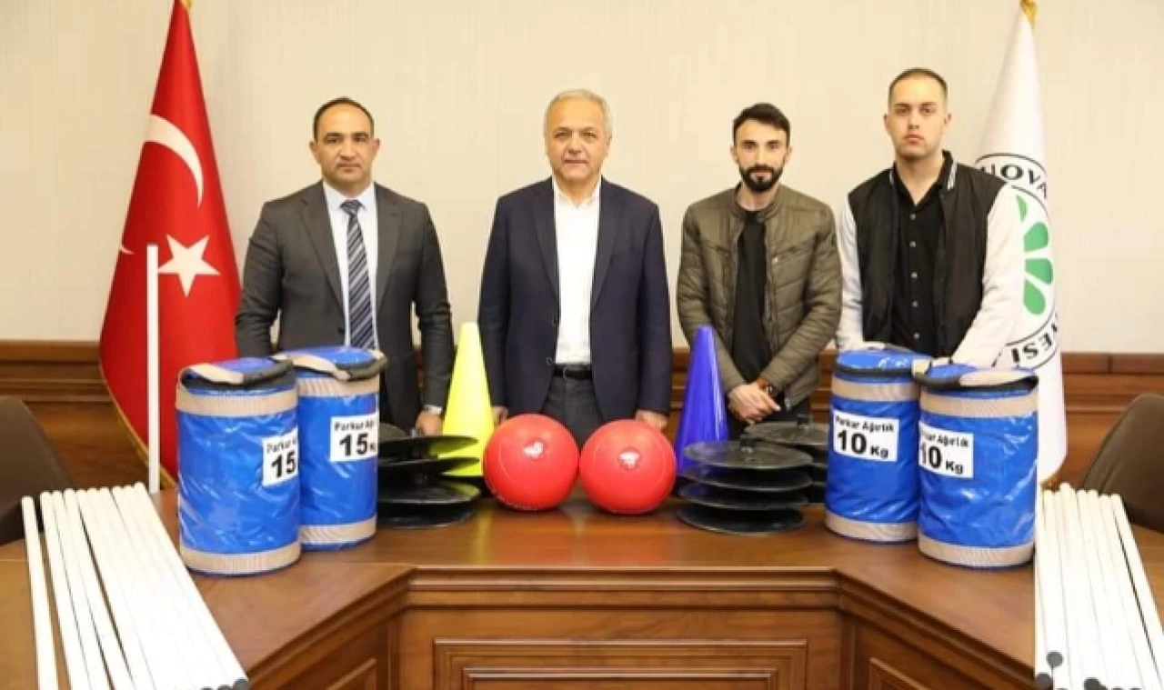 Üçok'tan Parkur Desteği