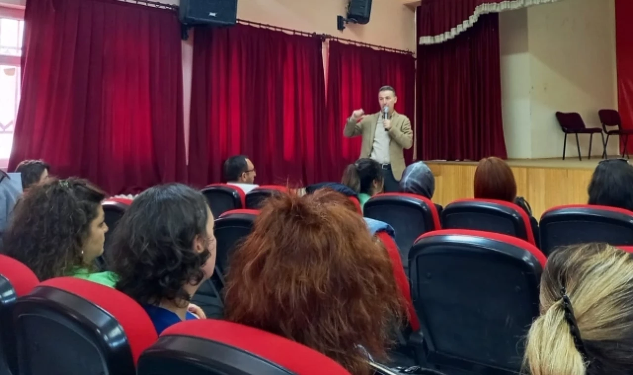 "YANINDAYIM ÖĞRETMENİM"