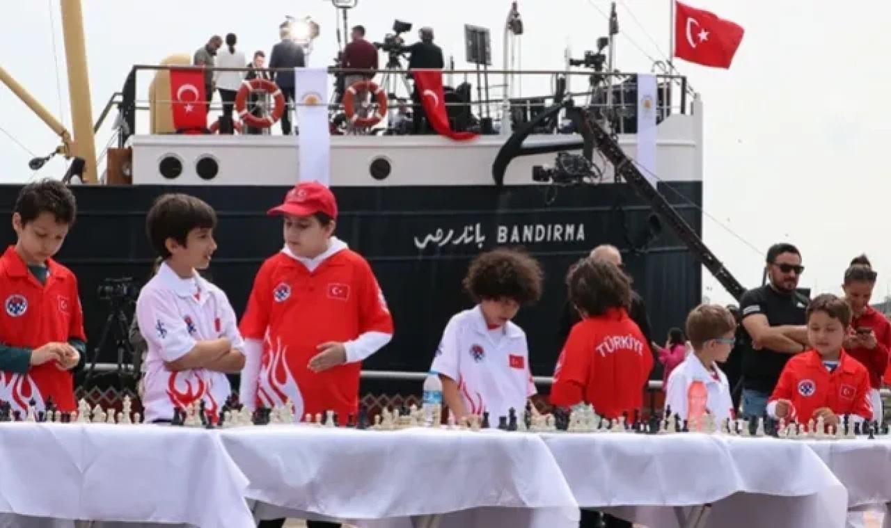 "Yüzyılın Hamlesi"