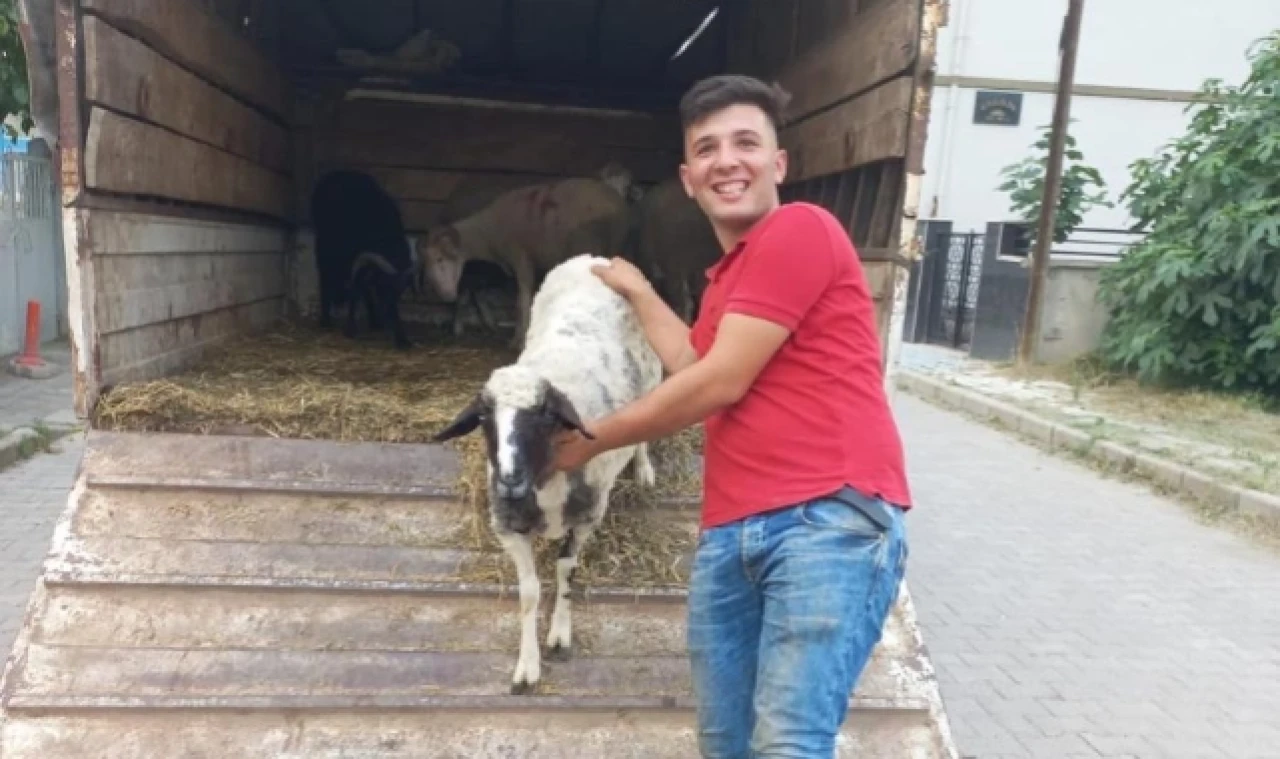 2 köyde kurban dağıtımı yaptılar