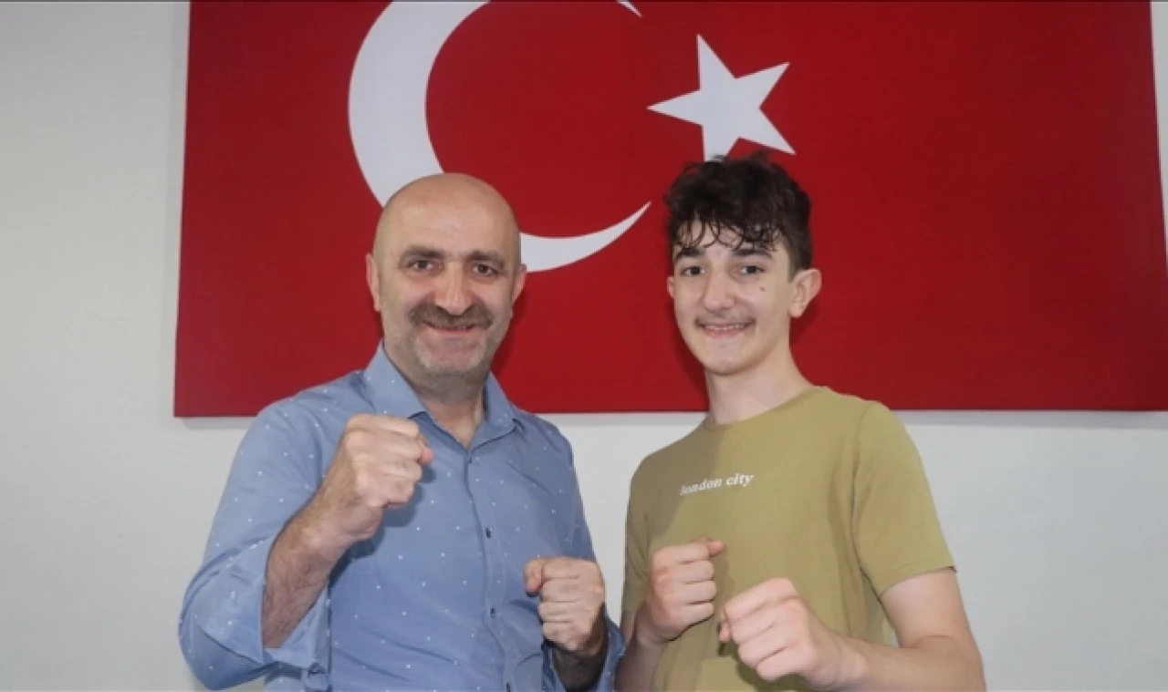 Babasının yönlendirmesiyle 6 yaşında başladığı tekvandoda Türkiye şampiyonu oldu
