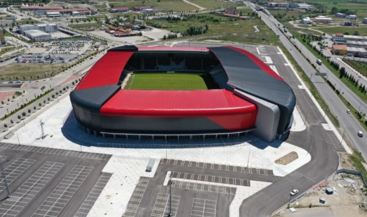 BEİNSPORTS ÇORUM STADINDA İNCELEMELERDE BULUNDU