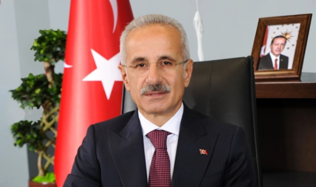 BOĞAZLARDAN ZAMLI GEÇİŞ BAŞLIYOR!