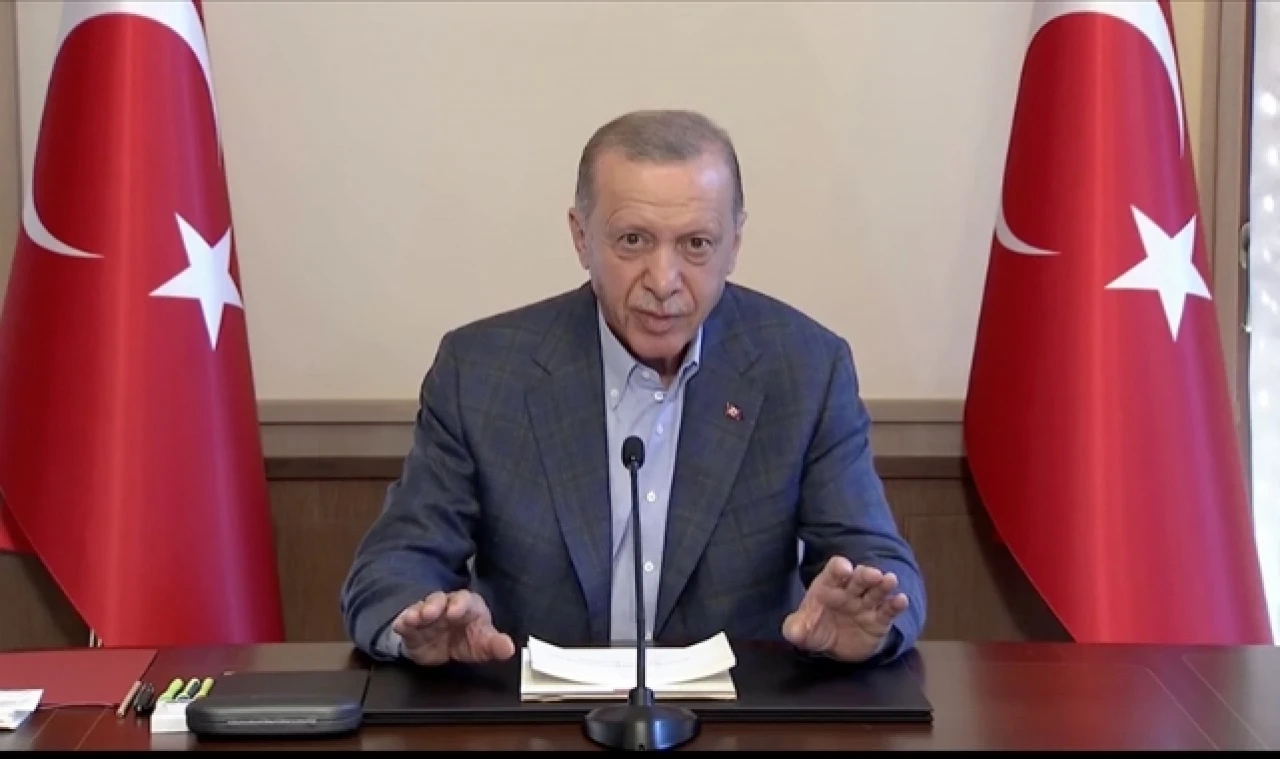Cumhurbaşkanı Erdoğan: (İsveç'te Kur'an-ı Kerim yakılması) Bu alçaklığa göz yumanlar emellerine ulaşamayacak