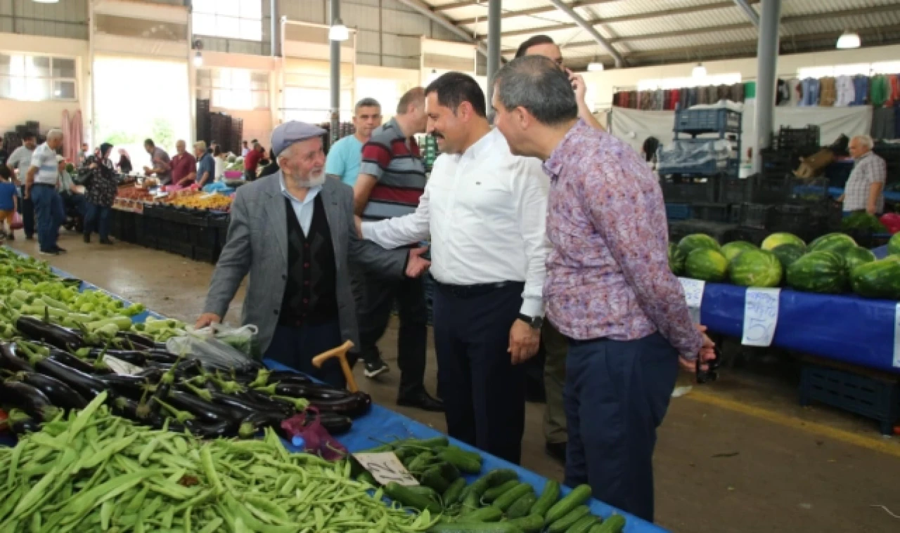 ESNAF VE VATANDAŞLARLA BİR ARA GELDİ
